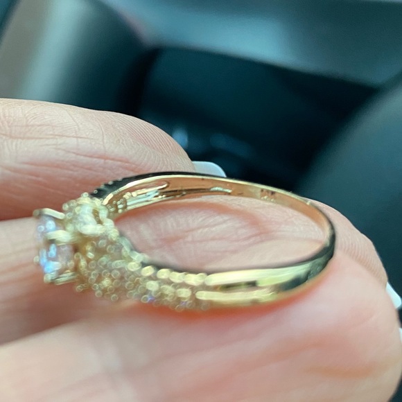 14k Solid Yellow Gold Engagement Ring - Picture 12 of 15